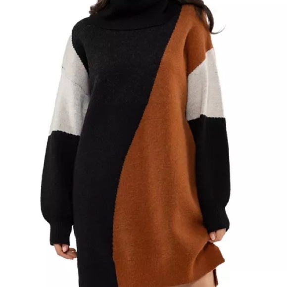 Blu Pepper Black Knit Sweater - Picture 1 of 8